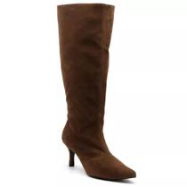 17005FPE-Bota Feminina Cano Alto Camurça fashion elelgante Cor:MarromTamanho:35Genero:Feminino