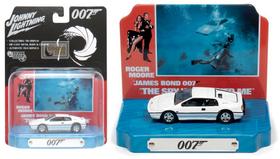 1976 Lotus Esprit S1 - 007 The Spy Who Loved Me (1977) - Silver Screen Machines - 1/64 - Johnny Lightning