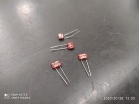1x Capacitor Eletrolítico 0,5pf/100v Tolerancia 0,5pf Cm0