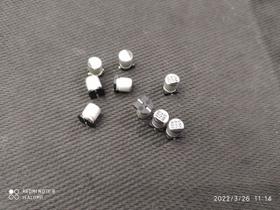 1x Capacitor Eletrolítico 220uf/16v Smd 105º 6,3x7,7mm