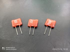 1x Capacitor Mica Prata 1,4nf/63v = 1k4/63v 2% Cm2g Icl