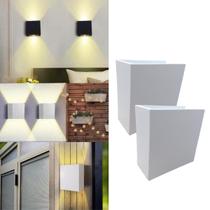 2 Luminárias Balizador Arandela Slim SMD LED De 6W Branco Quente Sobrepor Quadrada Com Facho De Luz Ajustável Regulável 2 Luminárias Balizador Arandela Slim SMD LED De 6W Branco Quente Sobrepor Quadrada Com Facho De Luz Ajustável Regulável