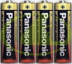 2 Pares de Pilhas Pequena AA Alcalina Panasonic Power Alkaline