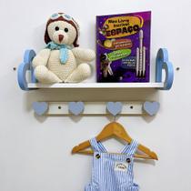 2 Prateleiras coração colorida 45cm e 2 cabideiros infantil