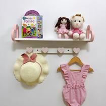 2 Prateleiras coração rosa 60cm e 2 cabideiros infantil