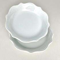 2 Pratos Fundos Cerâmica Branco Detalhes Borda 22cm Refeição