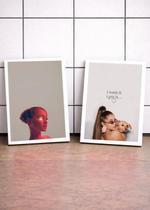 2 Quadros Ariana Fases Pop C/ Vidro e Moldura Branca Tam:A4 2 Quadros Ariana Fases Pop C/ Vidro e Moldura Branca Tam:A4