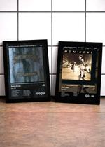 2 Quadros Bon Jovi New Jer+Bo C/ Vidro, Moldura Preta Tam:A4 2 Quadros Bon Jovi New Jer+Bo C/ Vidro, Moldura Preta Tam:A4