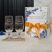 2 Taças Cerveja Com Caixa / Padrinho /madrinha/ Batismo