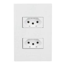 2 tomadas 10 A Alumbra 2 tomadas 10 A Alumbra