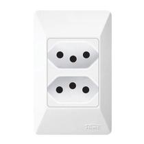 2 Tomadas 2p+t 10a Distanciadas Sistema Externo Fame 1047 Branco 220V