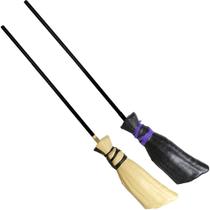 2 Vassouras de Halloween dia Das Bruxas Enfeitar Festa Preta e Bege 2 Vassouras de Halloween dia Das Bruxas Enfeitar Festa Preta e Bege