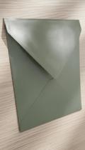 20 Envelopes Vertical Verde Oliva 16x22cm 180g