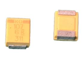 20x Capacitor Tantalo 100uf/6,3v 105º Smd Case B 2,8x3,5mm