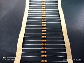 20x Resistor 330r 1/4w 5%