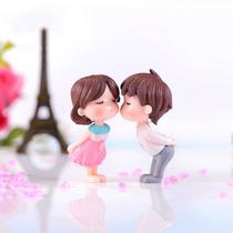 2pcs musgo micro-paisagem ornamentos bonito beijando casal boneca combinação