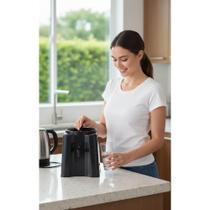 2x Bebedouro Garrafão Água 10/20L Preto Resfria e Aquece 2x Bebedouro Garrafão Água 10/20L Preto Resfria e Aquece