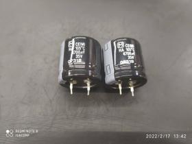 2x Capacitor Eletrolítico 4700uf/35v Snap-in 105º 25x25mm 2x Capacitor Eletrolítico 4700uf/35v Snap-in 105º 25x25mm