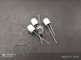 2x Capacitor Eletrolítico 560uf/4v 105º 8x9mm Solido 2x Capacitor Eletrolítico 560uf/4v 105º 8x9mm Solido