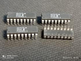 2x Circuito Integrado Ad7575jn Ad7575 Analog Devices