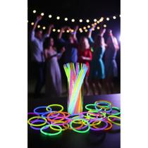 2x Kit 100 Pulseiras Neon LED - Festa Incrível e Colorida! 2x Kit 100 Pulseiras Neon LED - Festa Incrível e Colorida!