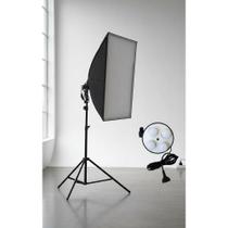 2x Kit Iluminação Softbox 4 Lâmpadas LED 50x70cm + Tripé 2m 2x Kit Iluminação Softbox 4 Lâmpadas LED 50x70cm + Tripé 2m