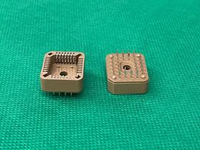 2x Soquete Plcc 32 Pinos