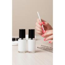 2x Unhas Perfeitas: Fita Líquida Protetora Pincel 9ml 2x Unhas Perfeitas: Fita Líquida Protetora Pincel 9ml