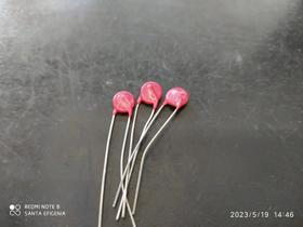 2x Varistor V150za05 = Z150 = S05k92v 5mm 92v Ge
