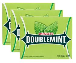 3 chiclete wringley's doublemint menta e hortelã 15 gomas