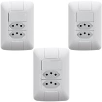 3 Conjunto Interruptor Simples 6A + 2 Tomada 20A 250V Aria 3 Conjunto Interruptor Simples 6A + 2 Tomada 20A 250V Aria