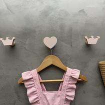 3 Ganchos de parede Coroa e Coração decoração infantil bebê