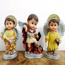 3 Imagens de Arcanjos Infantil São Miguel, São Rafael e São Gabriel em Resina - 15 cm - Lojinha Uai