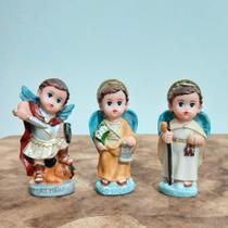 3 Imagens de Arcanjos Infantil São Miguel, São Rafael e São Gabriel em Resina - 7 cm - Lojinha Uai