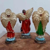 3 Imagens de Arcanjos São Miguel, São Rafael e São Gabriel em Resina - 20 cm - Modelo 2