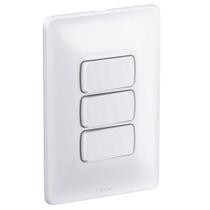 3 Interruptores Paralelos 4X2 10A 250V Zeffia - 680107 - PIAL 3 Interruptores Paralelos 4X2 10A 250V Zeffia - 680107 - PIAL