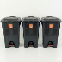 3 Unidades Lixeira Com Pedal - 30lt - Preto 3 Unidades Lixeira Com Pedal - 30lt - Preto