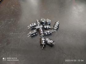 30x Capacitor Eletrolitico 10uf/50v 85 8x12mm Bipolar