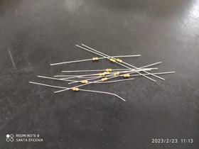 30x Resistor 330r 1/8w 5%