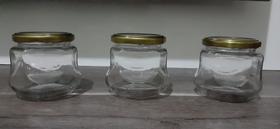 35 Potes de vidro para geléia 300ml c/ tampa de metal Dourada