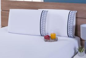 4 Fronhas 100% Algodão 200 com bordado inglês 50x90 Percal