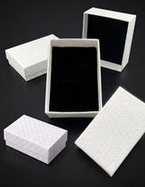 40 Caixas Brancas Texturizada Luxo Almofada Preta Joias Acessórios 5x8x2,5cm Caixinha para Colar Brincos e Anel Premium 40 Caixas Brancas Texturizada Luxo Almofada Preta Joias Acessórios 5x8x2,5cm Caixinha para Colar Brincos e Anel Premium