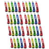 40 Estiletes Profissional Com Trava 18mm Escolar Escritório 40 Estiletes Profissional Com Trava 18mm Escolar Escritório