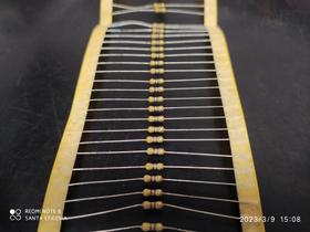 400x Resistor 4m7 1/4w 5% 400x Resistor 4m7 1/4w 5%