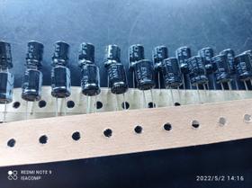 40x Capacitor Eletrolítico 4,7uf/400v 105 8x12mm Enw Vent