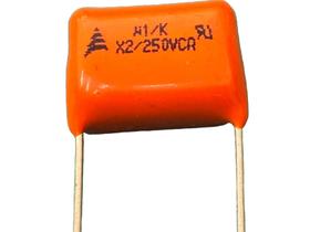 40x Capacitor Poliester 100nf/250v = 100k/250v X2 10% 15mm