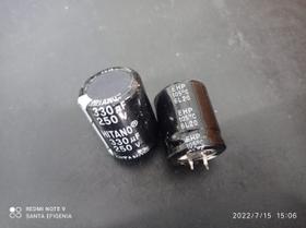 4x Capacitor Eletrolítico 330uf/250v Snap-in 105 25x30mm