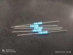 4x Resistor 680k 2w 5%