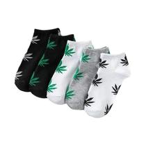 5 Pares de Maple Leaf Meias Curtas Versão Moda Rua Hip Hop Skate Ins Low Top Basketball Barco Meias 5 Pares de Maple Leaf Meias Curtas Versão Moda Rua Hip Hop Skate Ins Low Top Basketball Barco Meias