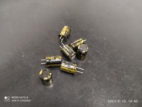 5x Capacitor Eletrolitico 1000uf/10v 105 8x12mm Low Esr